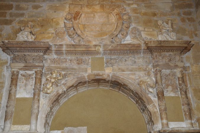 2. Sepulcro de Juan de Lanuza, 2010